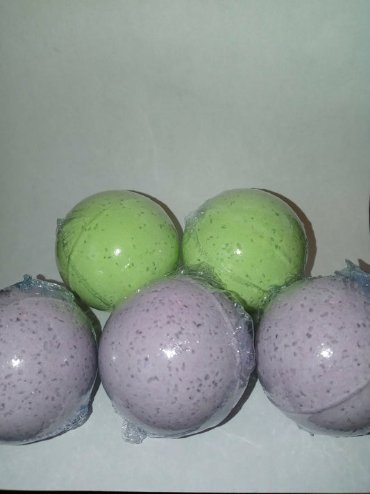All-Natural Handcrafted Bath Bombs